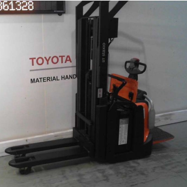 Gerbeur électrique  TOYOTA  SPE160L  2021  Reconditionné - Équipement professionnel d'occasion - Smart Reuse